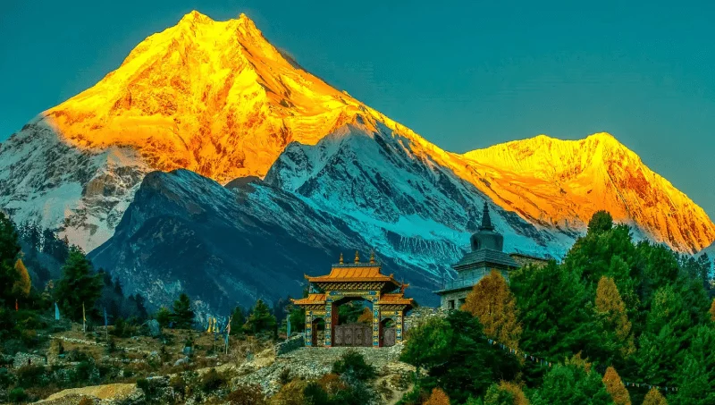 Manaslu Circuit Trek